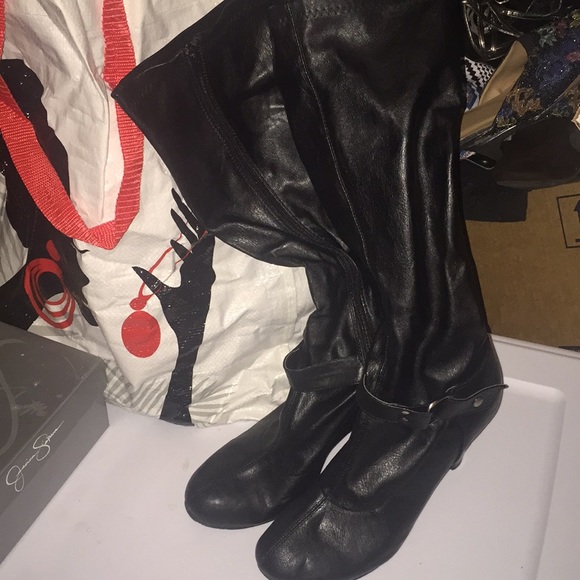 💰3 for $25! SALE 💙 Black Heeled Boots - Picture 1 of 4